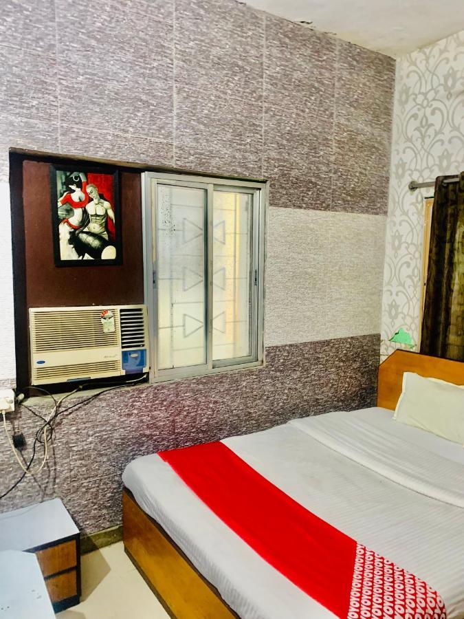 Hotel Bengal -100M From Park Circus 7 Point Калькутта Экстерьер фото