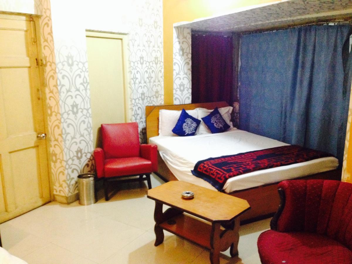 Hotel Bengal -100M From Park Circus 7 Point Калькутта Экстерьер фото